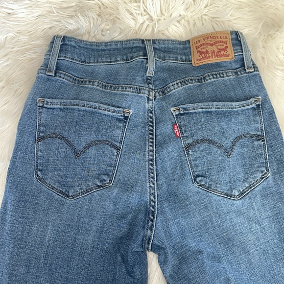 LEVIS 721 High Rise Skinny - Picture 3 of 6